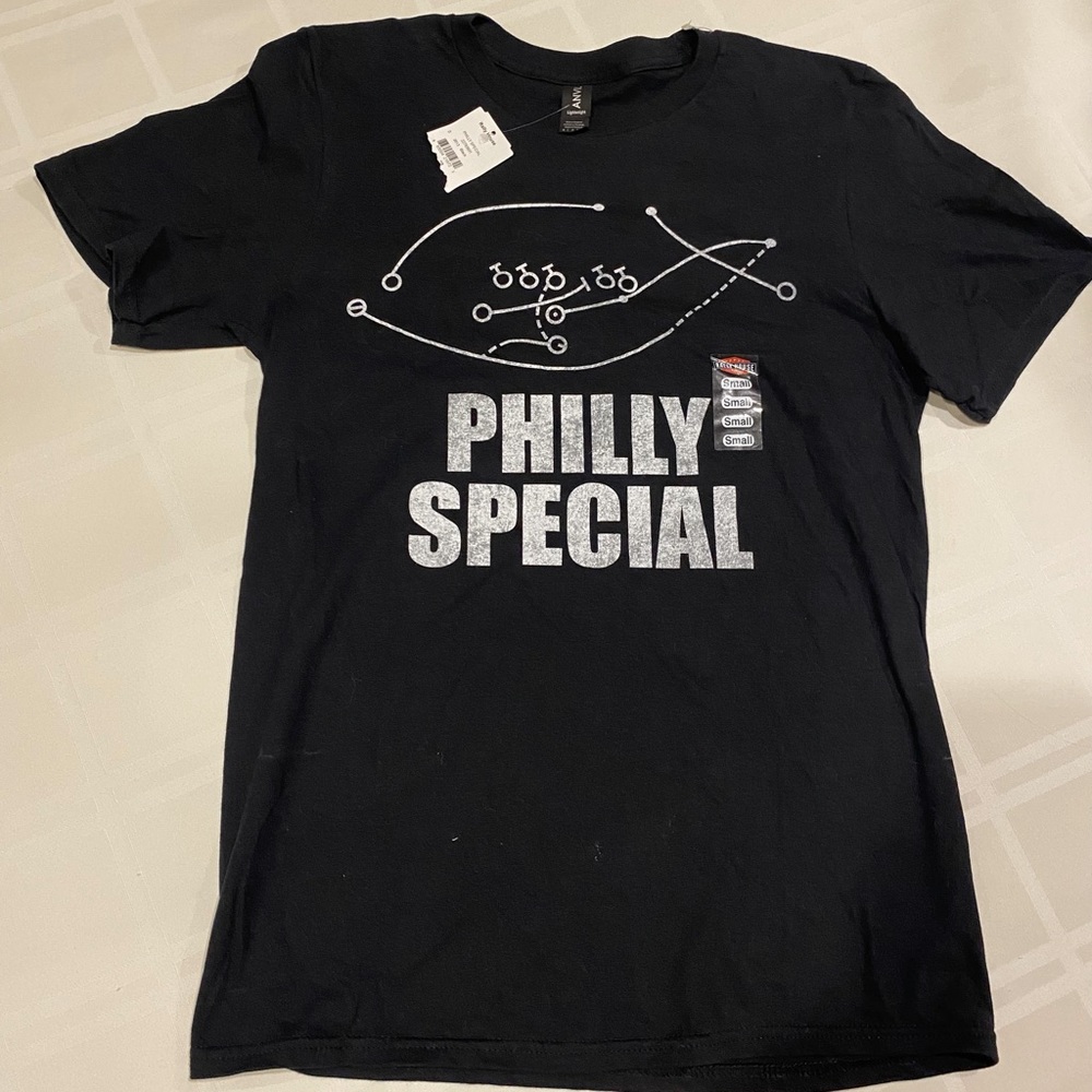 NWT RALLY HOUSE PHILLY SPECIAL SHORT SLEEVE T-SHIRT SZ(S) BLACK